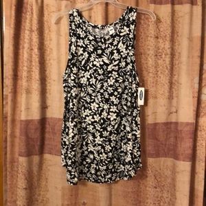 Black and white floral tank